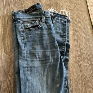 J. Crew lookout high rise crop Jean size 25